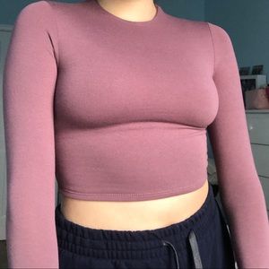 superrr cute mauve long sleeve crop top!!